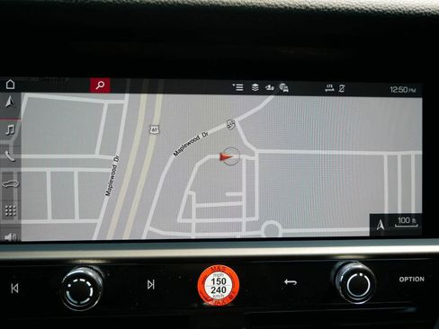 New 2025 Porsche Macan image 16