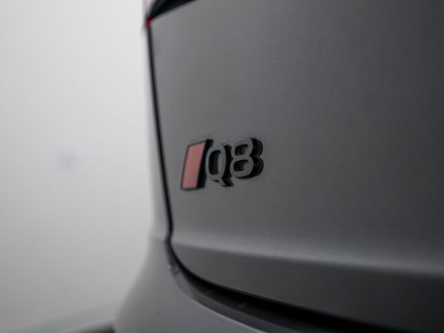 Certified 2025 Audi Q8 Premium Plus AWD/4WD image 21
