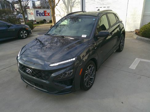 Used 2022 Hyundai Kona N Line w/ Tech Package image 6