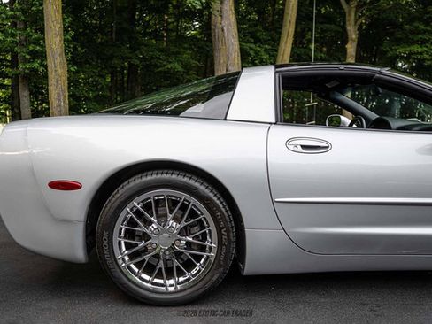 Used 1999 Chevrolet Corvette Coupe w/ Performance Handling Pkg RWD image 62