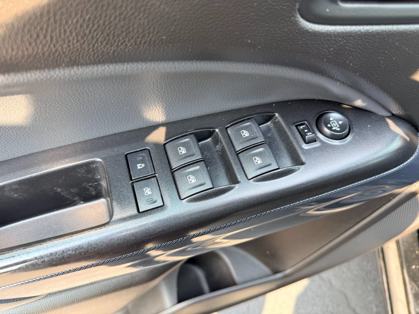 Used 2017 Chevrolet Colorado Z71 AWD/4WD image 21