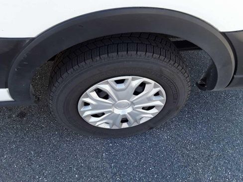 Used 2024 Ford Transit 350 XLT image 26