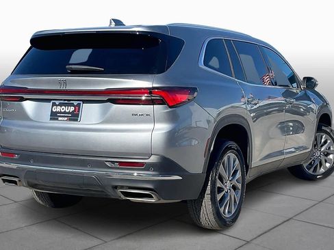 Used 2025 Buick Enclave Preferred image 12