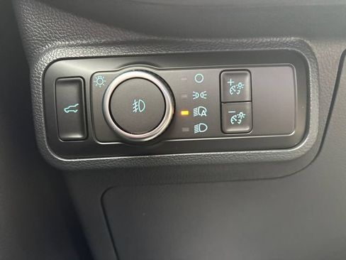 New 2026 Ford Explorer Active w/ Active Comfort Package AWD/4WD image 17