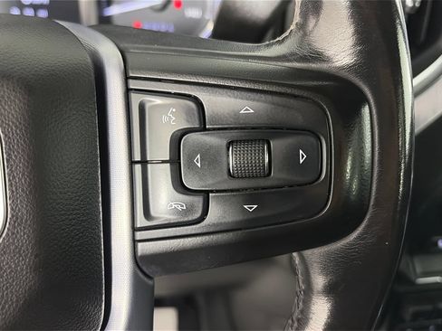 Used 2019 GMC Sierra 1500 SLT w/ SLT Premium Package AWD/4WD image 18