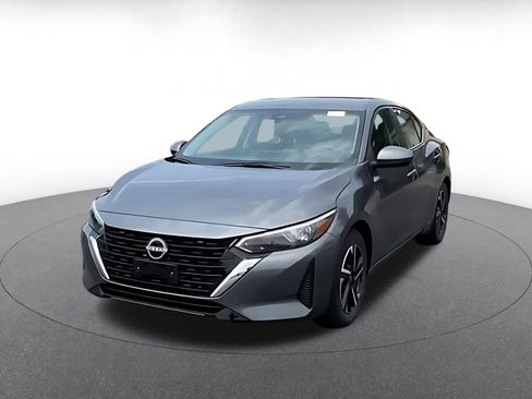 Used 2025 Nissan Sentra SV FWD image 5