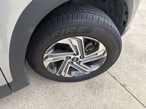 Used 2023 Hyundai Santa Fe SEL image 16