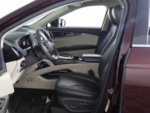 Used 2020 Lincoln Nautilus Reserve AWD/4WD image 29