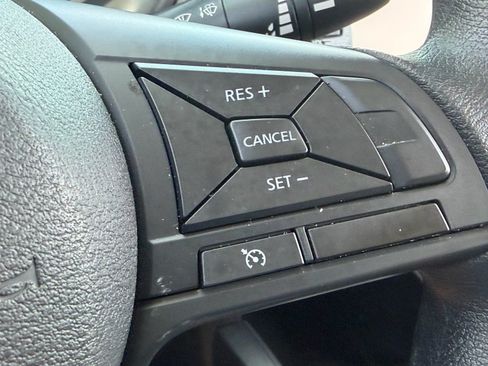 Certified 2025 Nissan Kicks Play S FWD image 24
