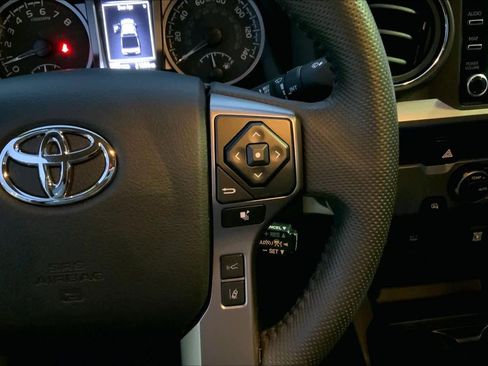 Used 2023 Toyota Tacoma SR5 w/ Technology Package image 24