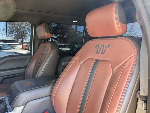 Used 2019 Ford F250 King Ranch w/ King Ranch Ultimate Package image 11