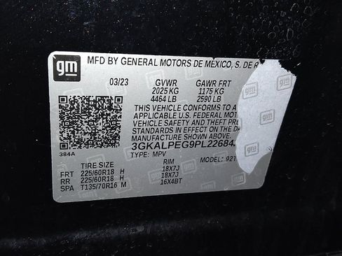 Used 2023 GMC Terrain SLT image 33