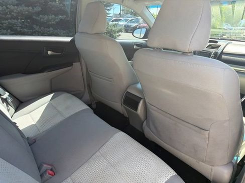 Used 2013 Toyota Camry LE FWD image 22
