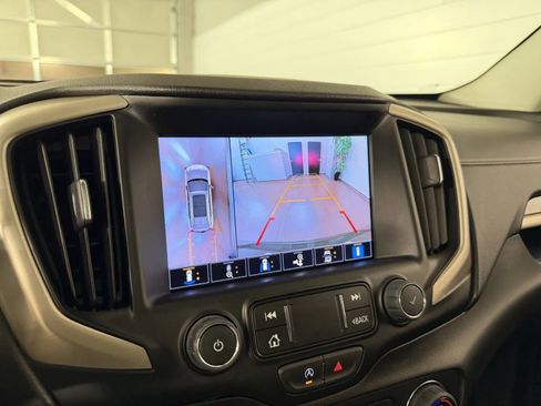 Used 2024 GMC Terrain Denali w/ Denali Premium Package AWD/4WD image 27