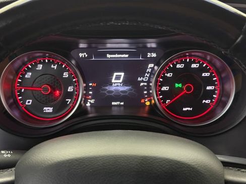 Used 2022 Dodge Charger SXT w/ Leather Interior Group RWD image 15