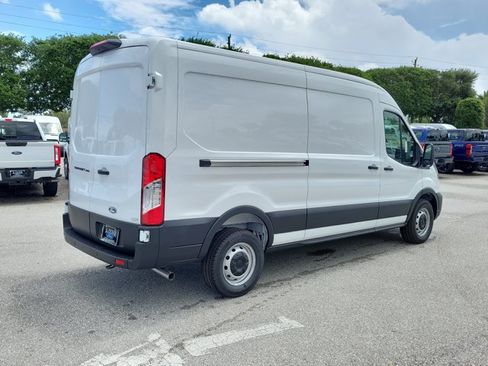 New 2026 Ford Transit 250 148 Medium Roof w/ Load Area Protection Package RWD image 9