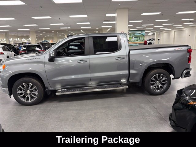 Used 2023 Chevrolet Silverado 1500 LT AWD/4WD image 4