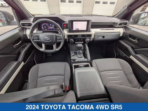 Used 2024 Toyota Tacoma TRD Off-Road image 30