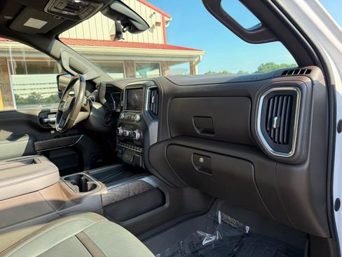 Used 2021 GMC Sierra 2500 Denali w/ Denali Ultimate Package AWD/4WD image 26