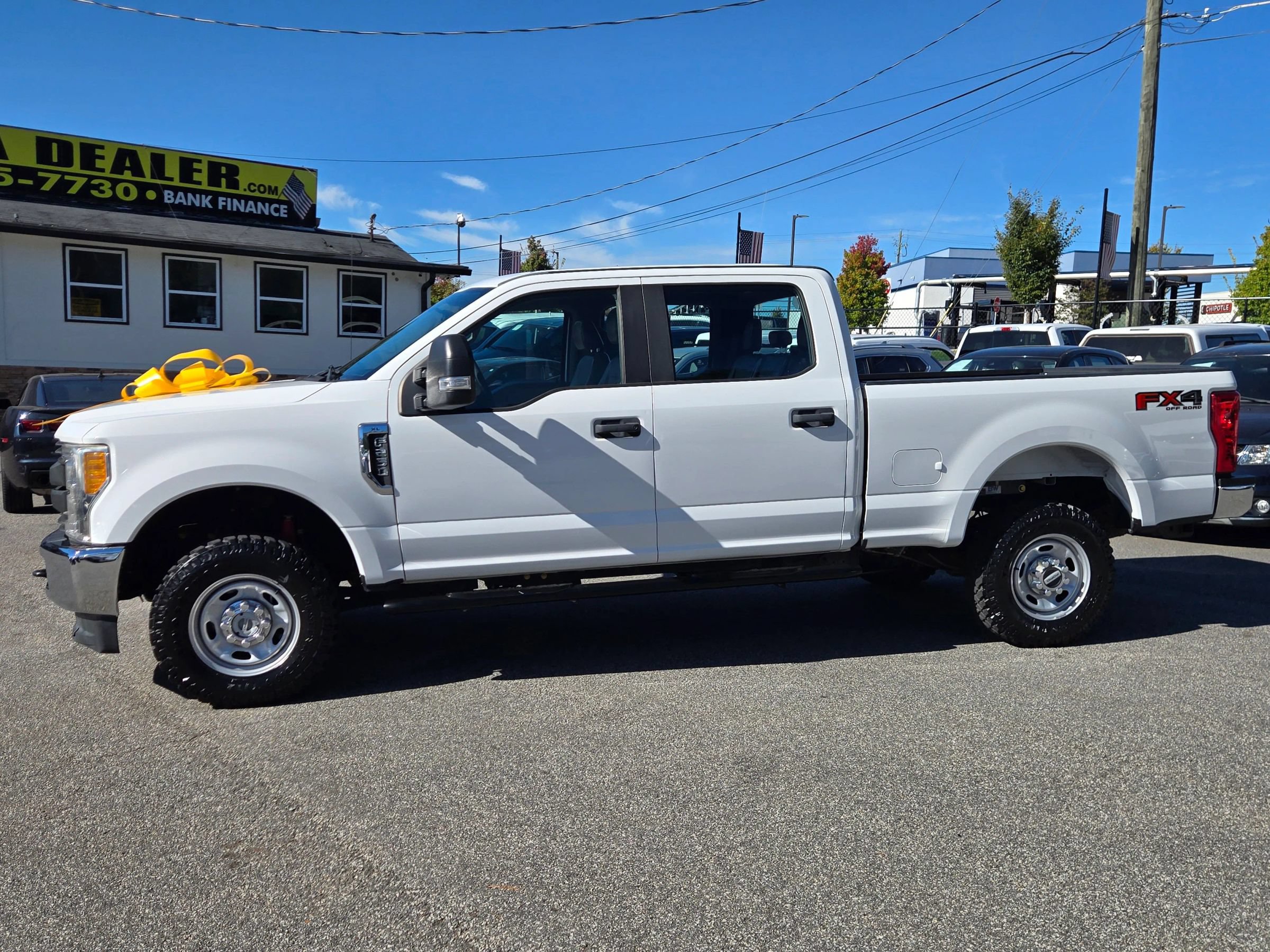Used 2017 Ford F250 XL w/ Power Equipment Group AWD/4WD image 10
