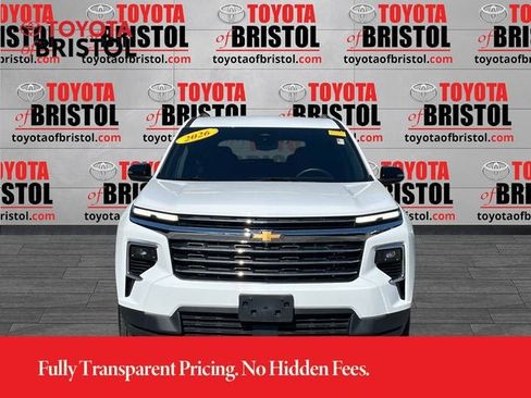 Used 2026 Chevrolet Traverse LT w/ Driver Confidence Package AWD/4WD image 9