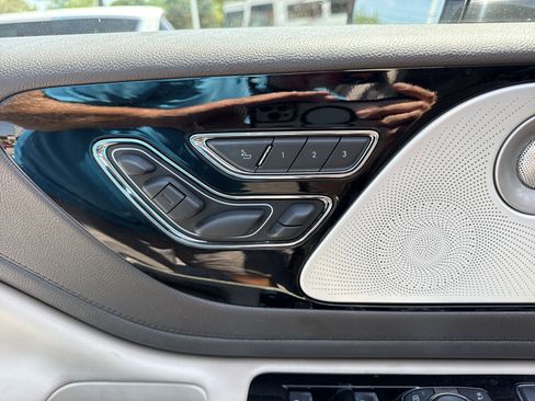 Used 2021 Lincoln Aviator Reserve w/ Equipment Group 201A RWD image 45