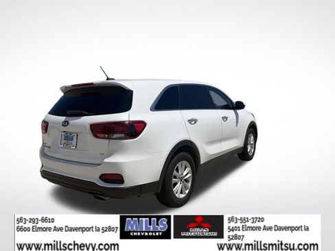 Used 2020 Kia Sorento FWD V6 image 5