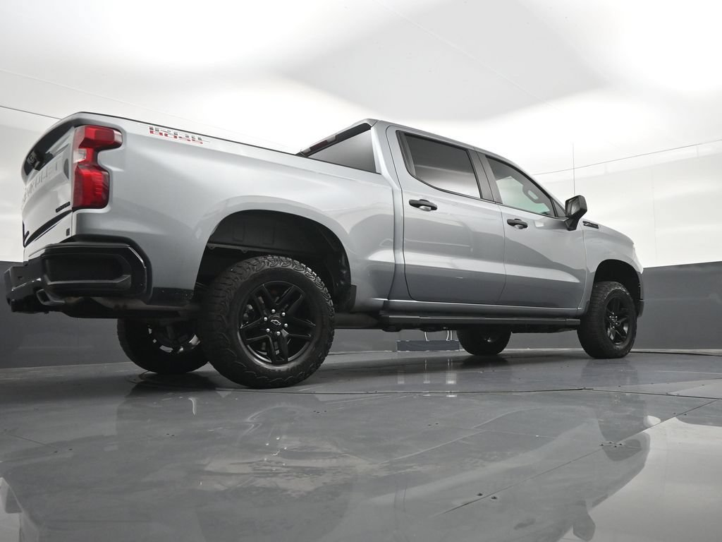 Used 2024 Chevrolet Silverado 1500 Custom Trail Boss AWD/4WD image 27