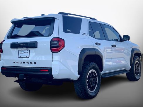 Used 2025 Toyota 4Runner TRD Off-Road Premium image 14