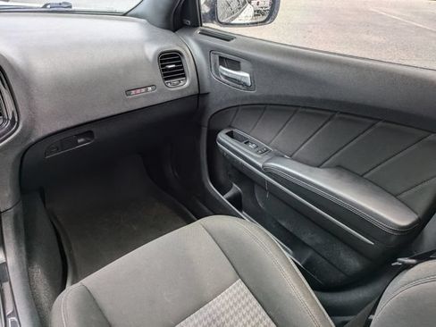 Used 2020 Dodge Charger Scat Pack RWD image 17