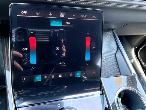 New 2026 Cadillac Escalade 4WD w/ LPO, Floor Liner Package image 28