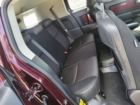 Used 2007 Toyota FJ Cruiser image 14