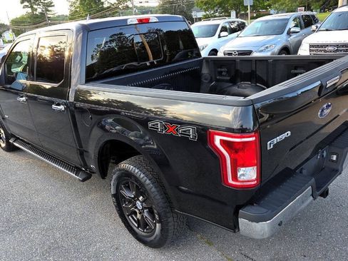 Used 2015 Ford F150 XLT w/ Equipment Group 302A Luxury AWD/4WD image 11