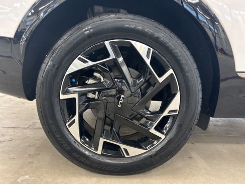 Certified 2024 Kia Sportage SX AWD/4WD image 26