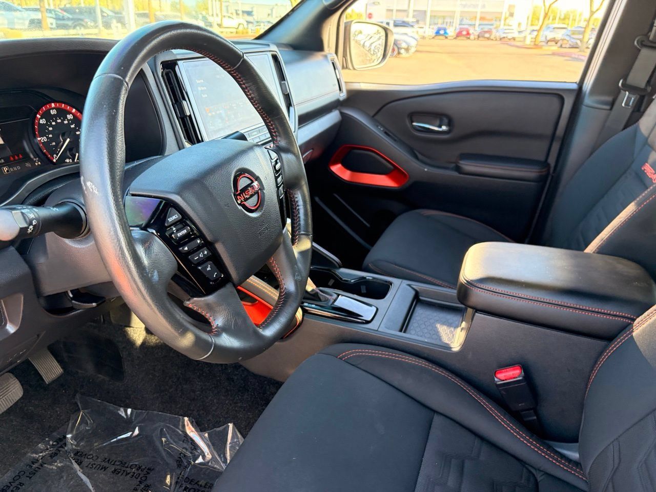 Certified 2025 Nissan Frontier PRO-4X AWD/4WD image 17