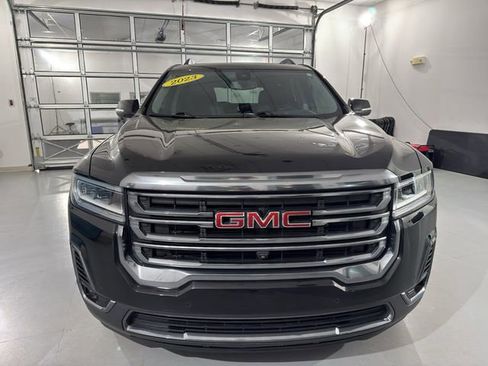 Used 2023 GMC Acadia AT4 w/ Technology Package AWD/4WD image 2