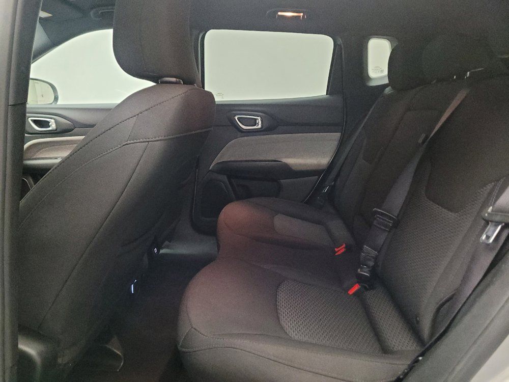 Used 2023 Jeep Compass Sport AWD/4WD image 18