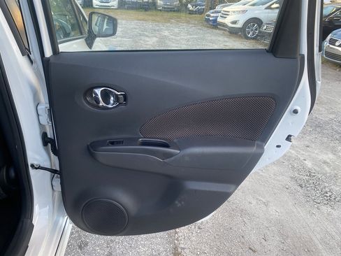 Used 2015 Nissan Versa Note SR image 11