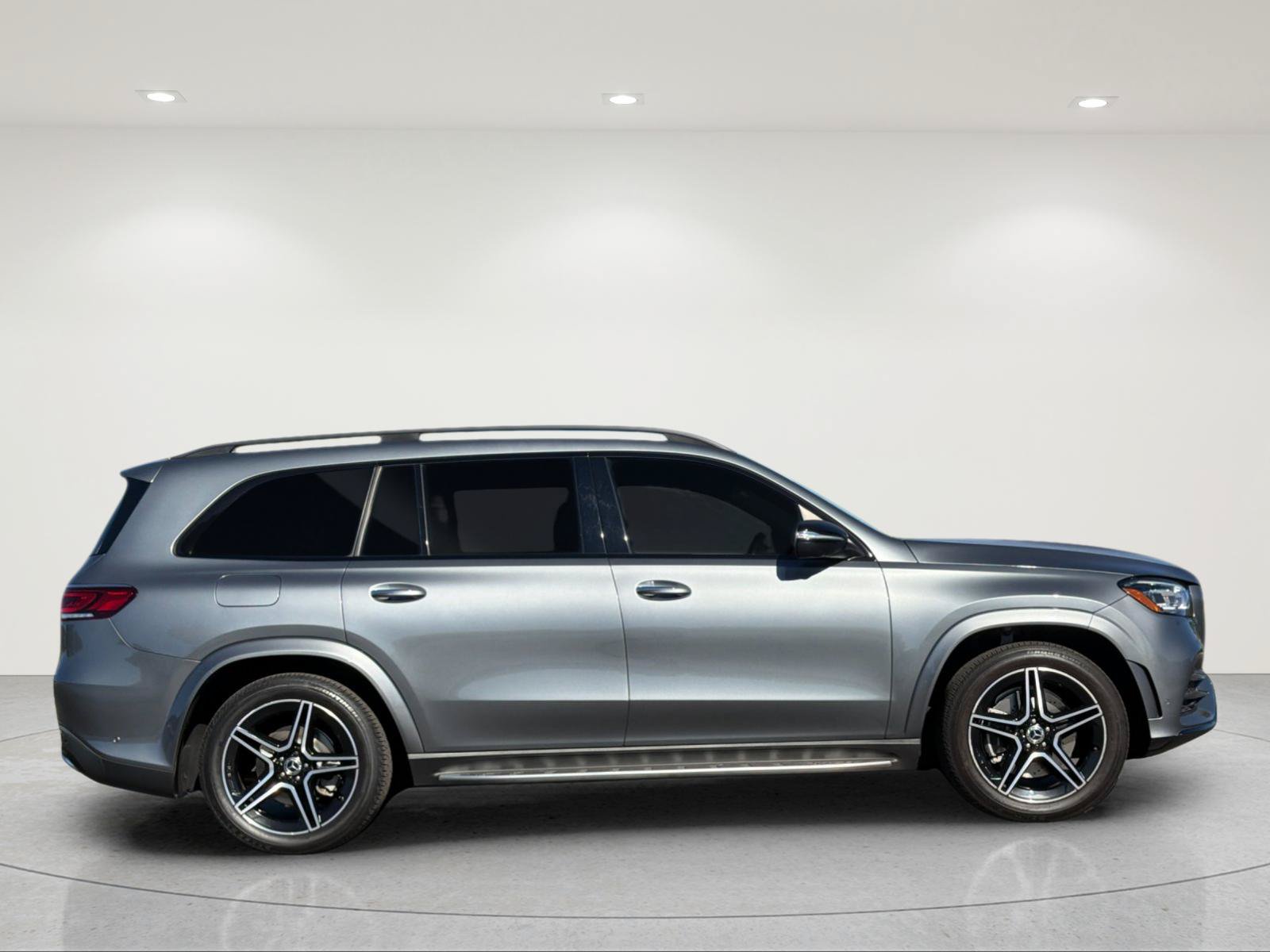 Certified 2022 Mercedes-Benz GLS 450 4MATIC image 6