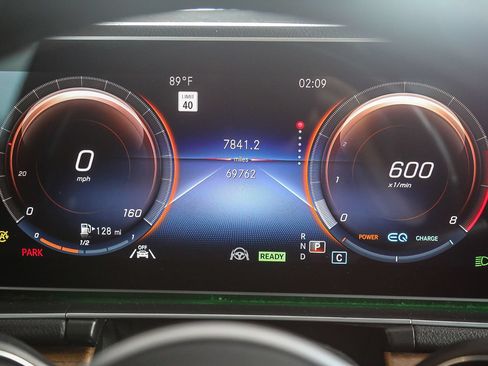 Used 2021 Mercedes-Benz GLS 580 4MATIC image 21