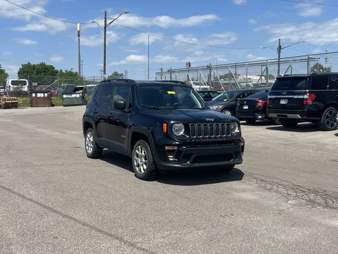 Used 2020 Jeep Renegade Sport w/ Sport Appearance Group image 1