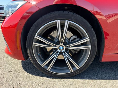 Used 2020 BMW 330i Sedan w/ Parking Assistance Package RWD image 24