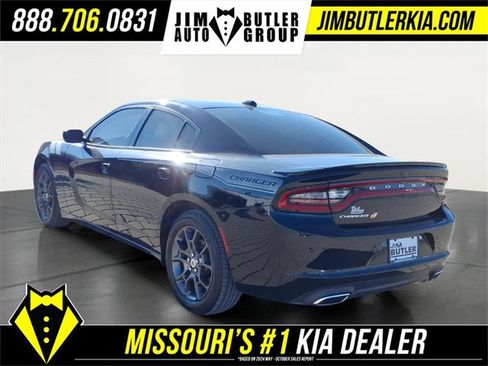 Used 2018 Dodge Charger GT image 4