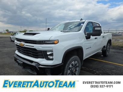 Used 2024 Chevrolet Silverado 2500 Custom w/ Custom Value Package