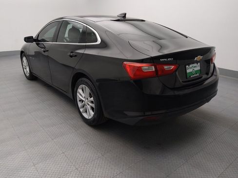 Used 2017 Chevrolet Malibu LT FWD image 5