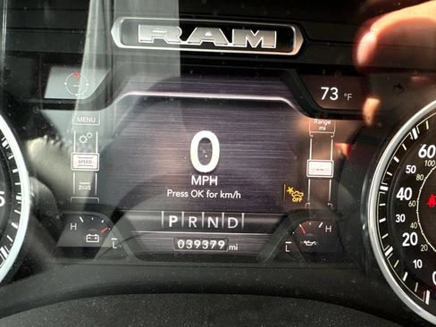 Used 2023 RAM 1500 Laramie AWD/4WD image 8