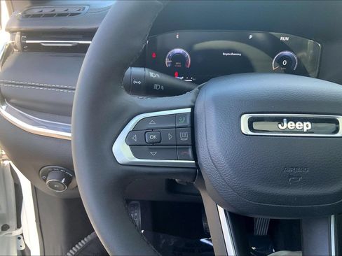 Used 2023 Jeep Compass High Altitude w/ Driver Assist Group I AWD/4WD image 22