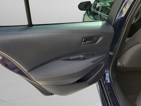 Used 2023 Toyota Corolla LE FWD image 12