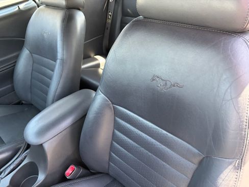 Used 2002 Ford Mustang GT RWD image 14