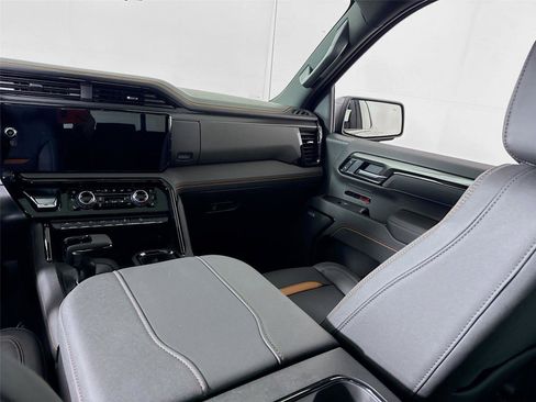 New 2026 GMC Sierra 1500 AT4 w/ AT4 Premium Package image 19